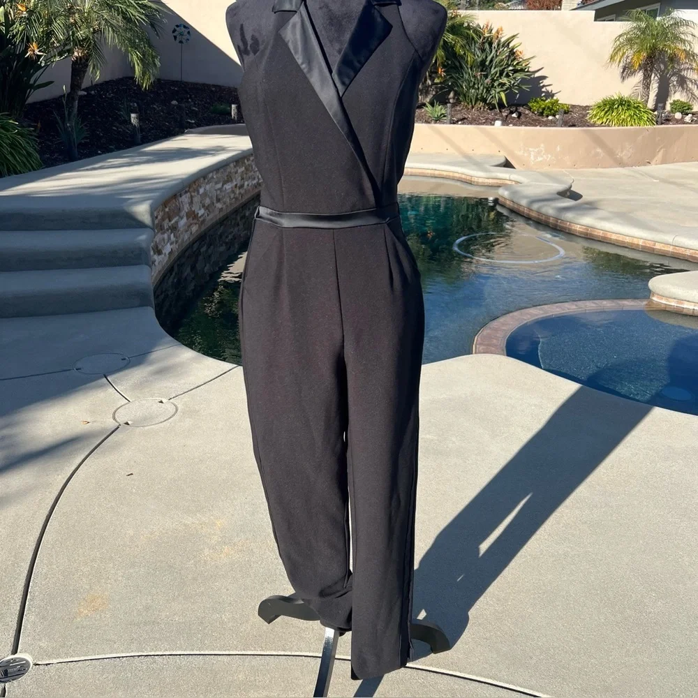 XOXO Black Tuxedo Jumpsuit Satin Lapel Sleeveless Evening Chic - Picture 5 of 17